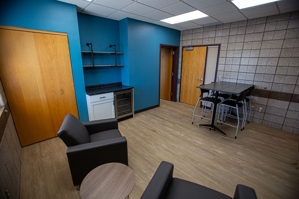 fully equipped office suite